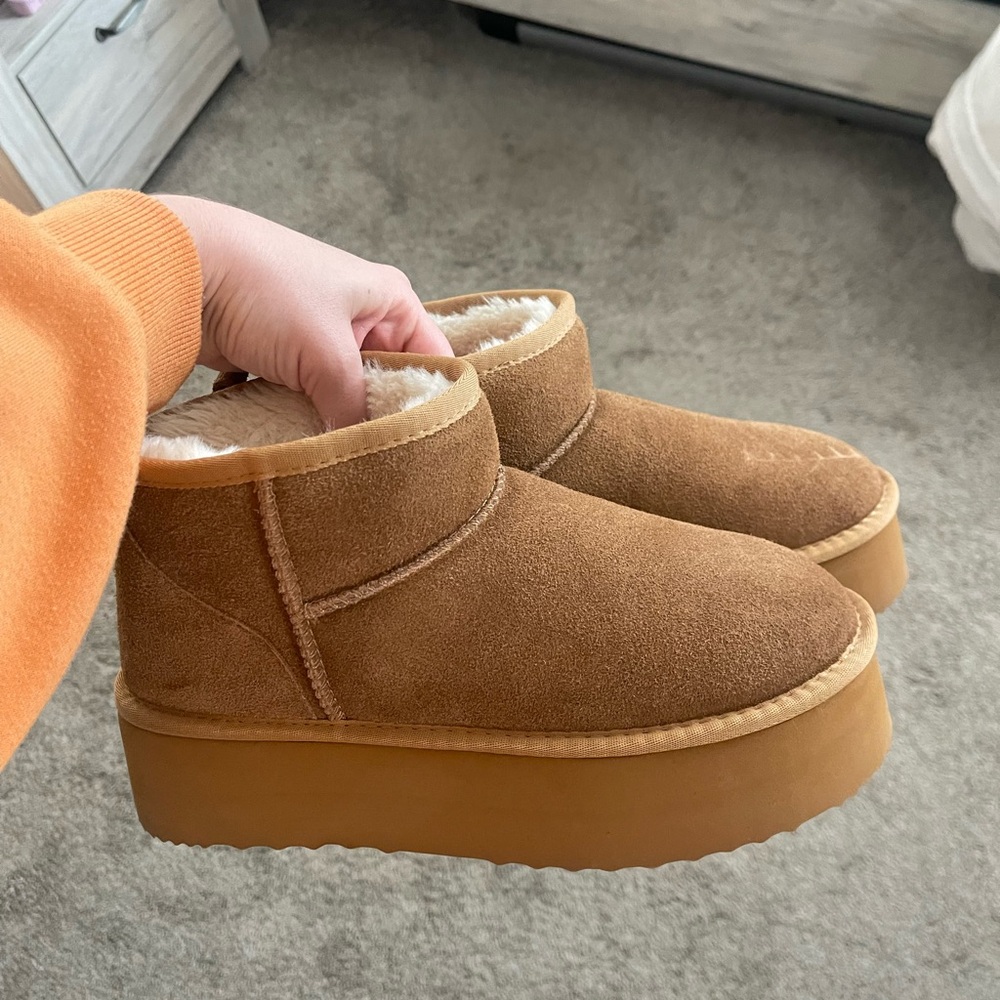 Platform winter boots